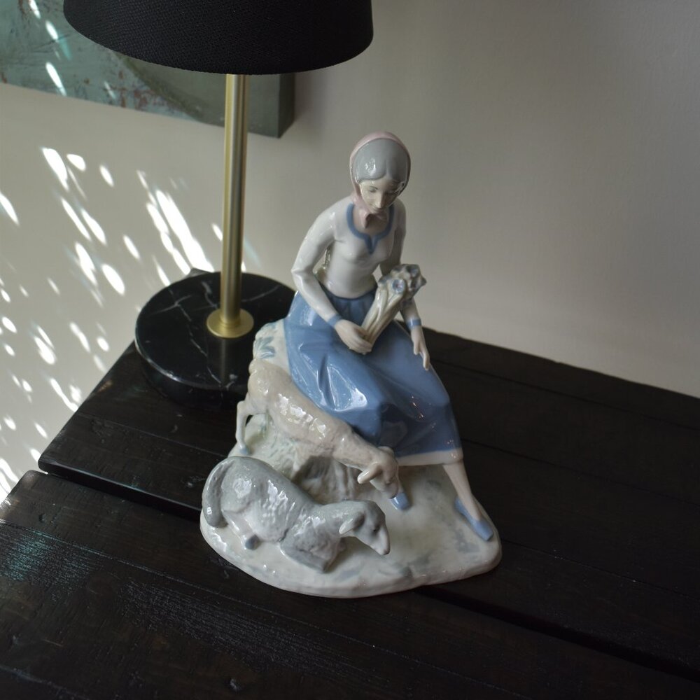 Hand-made in Spain Rex Figurine of Woman with Lambs